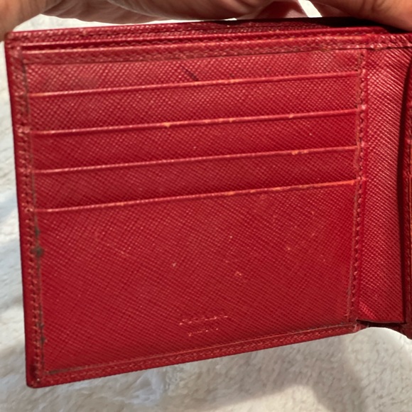 Authentic Prada wallet - Picture 5 of 10